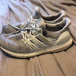 ADIDAS ultraboost!!
